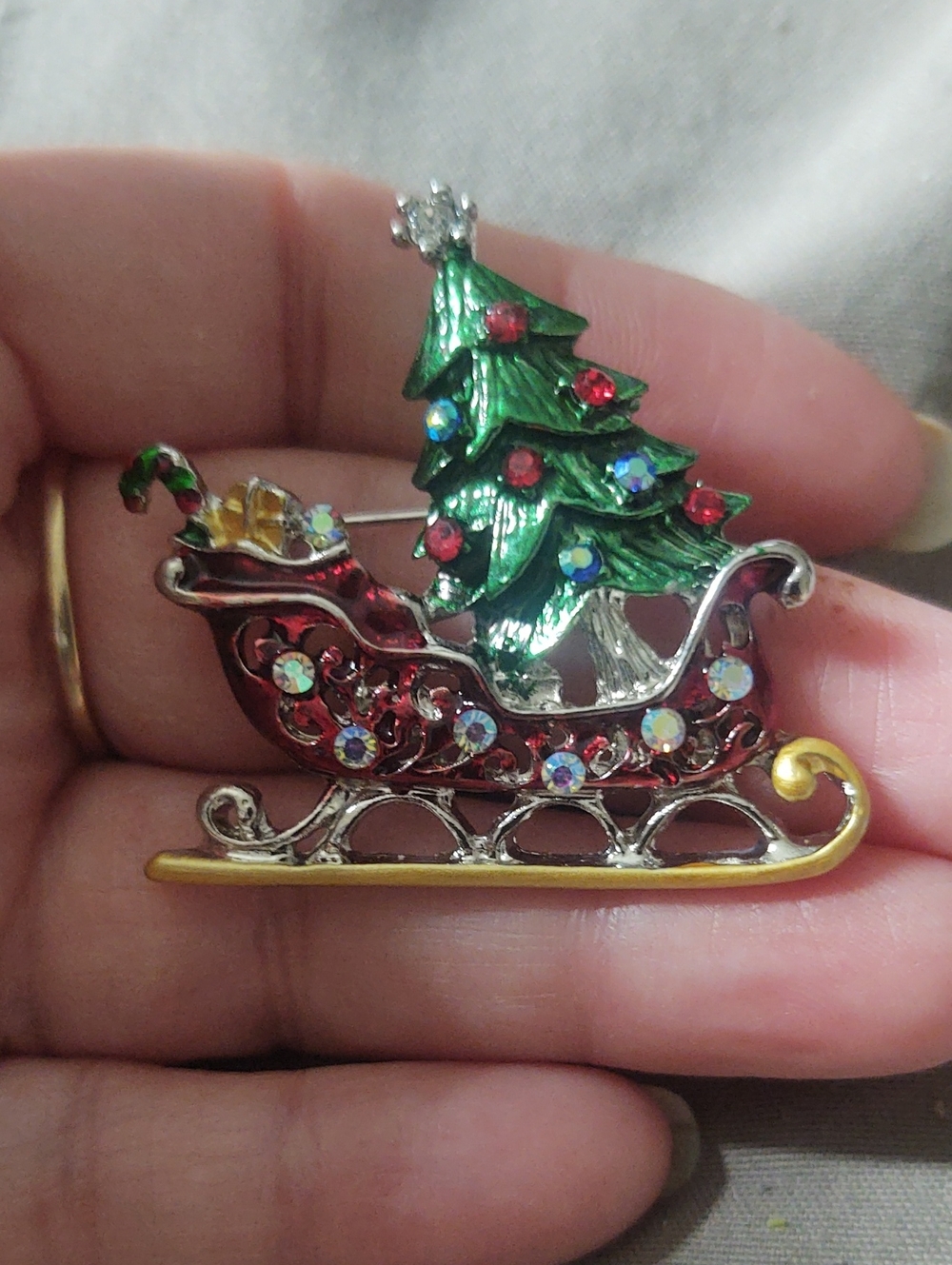 Festive Red Sleigh Brooch - Picture 3 of 5